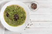 guisantes con morcilla