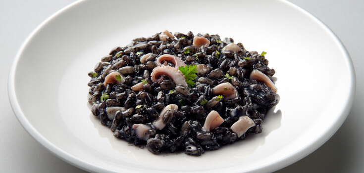 Arroz negro con calamares