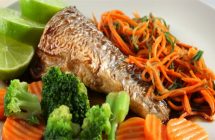 Lubina al vapor con verdura