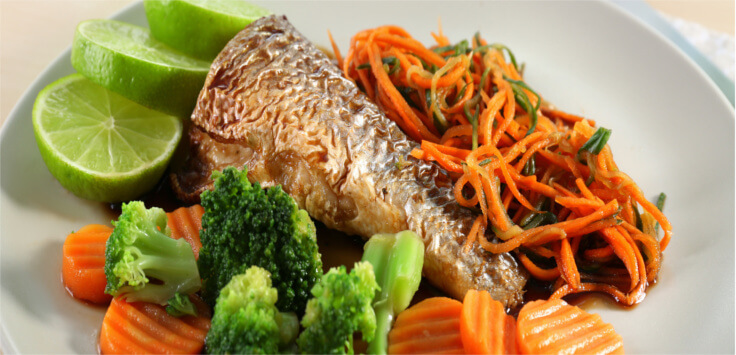 Lubina al vapor con verdura