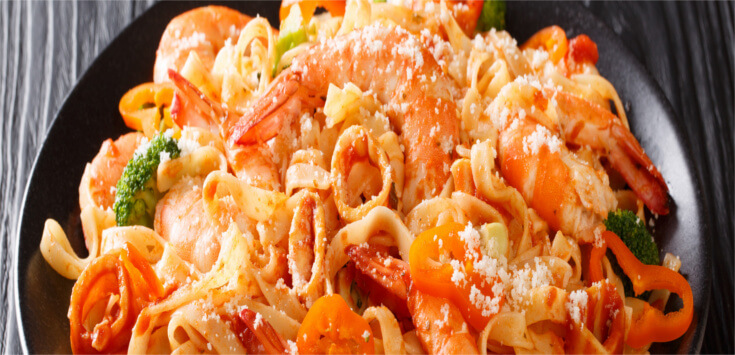 Pasta salsa calamares